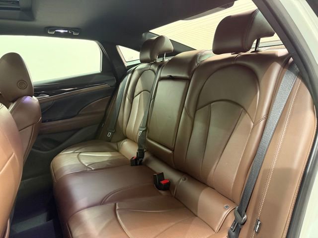 Used 2019 Buick LaCrosse Avenir w/ Driver Confidence Package II image 22