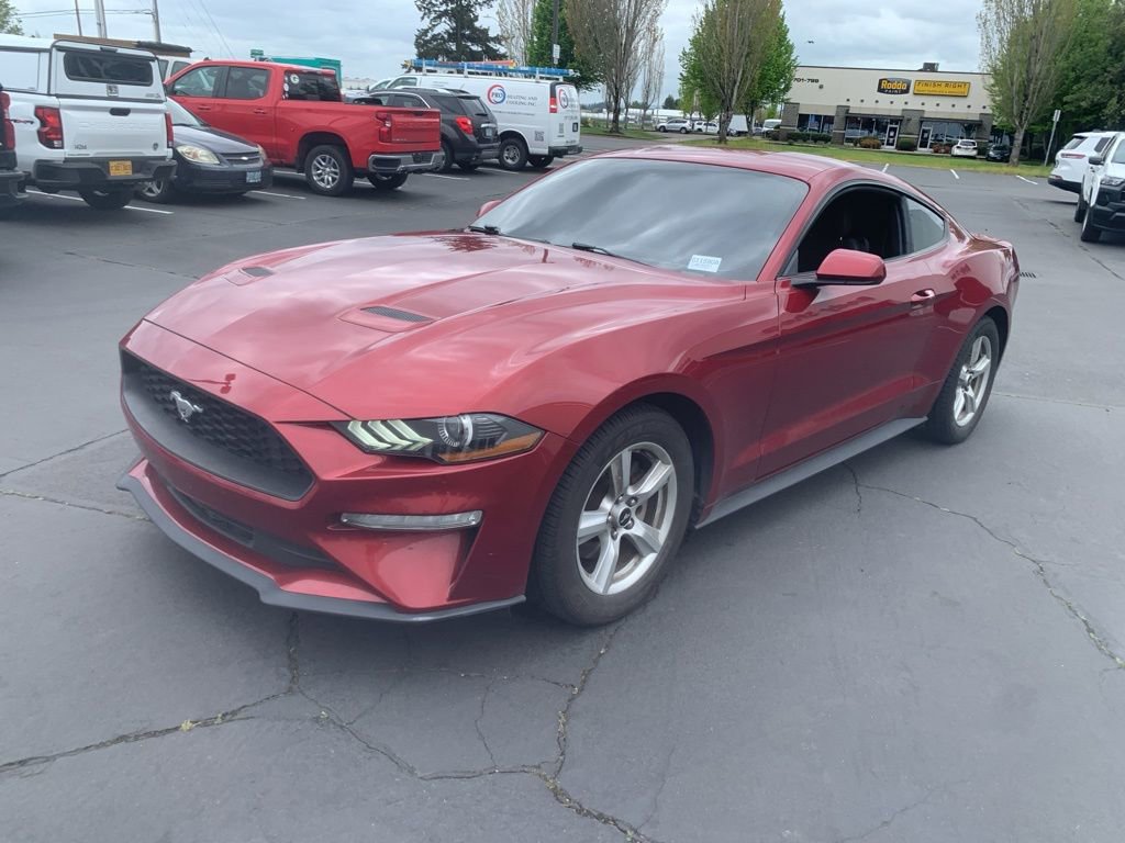 Used 2018 Ford Mustang Coupe RWD image 1