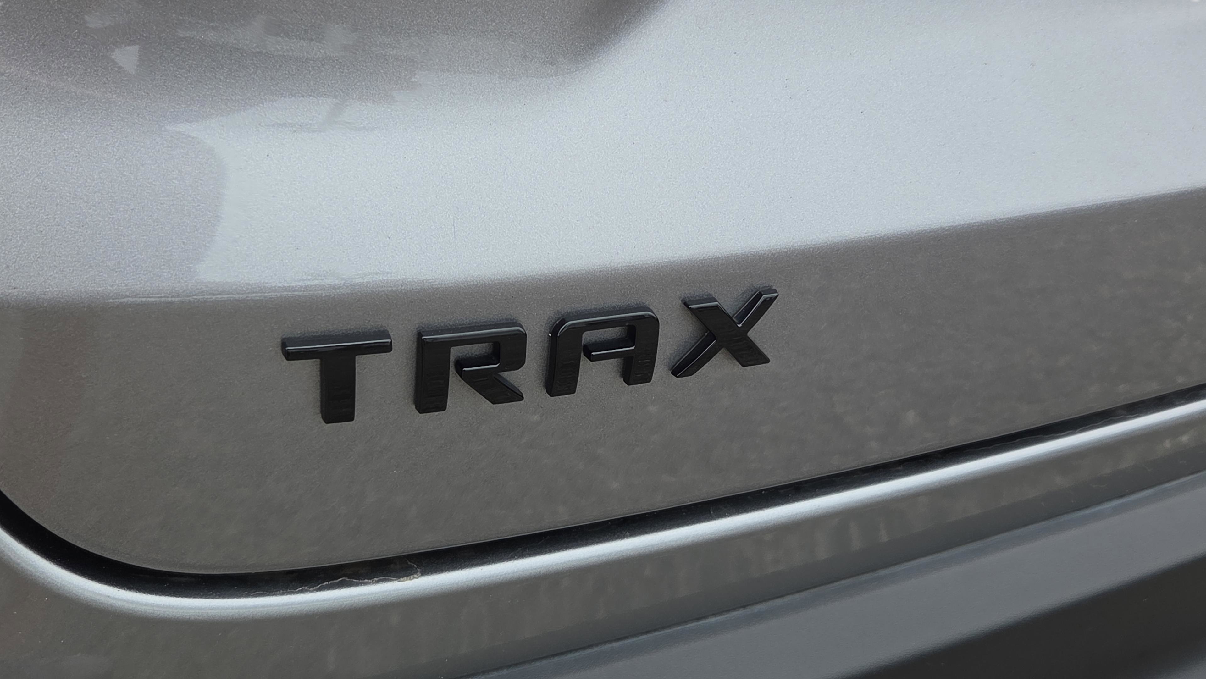 Used 2025 Chevrolet Trax RS w/ Driver Confidence Package FWD image 29