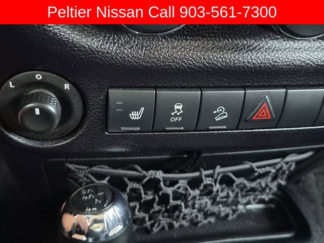 Used 2016 Jeep Wrangler Unlimited Sahara image 34