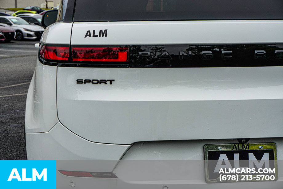 Used 2023 Land Rover Range Rover Sport SE Dynamic AWD/4WD image 12