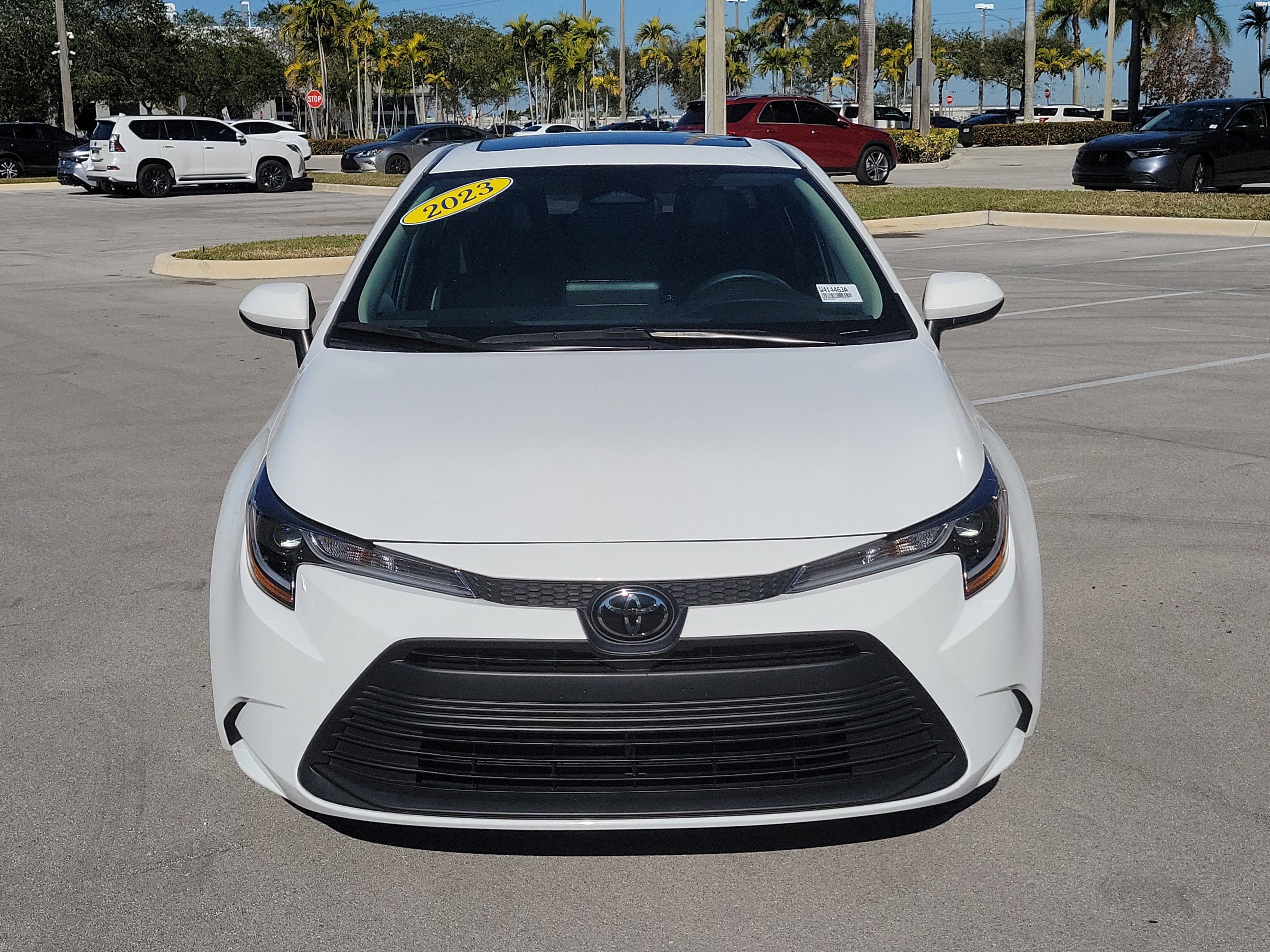 Used 2023 Toyota Corolla LE w/ LE Premium Package image 8