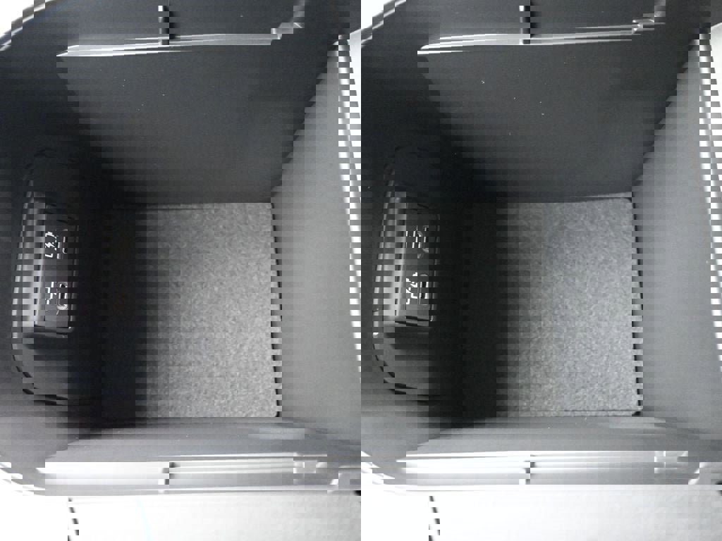 New 2025 Toyota RAV4 XLE Premium w/ Weather Package image 38