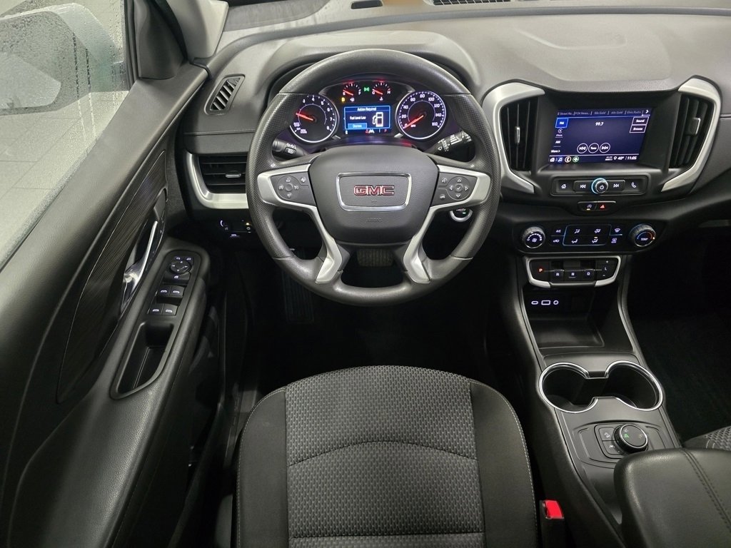 Used 2023 GMC Terrain SLE image 21