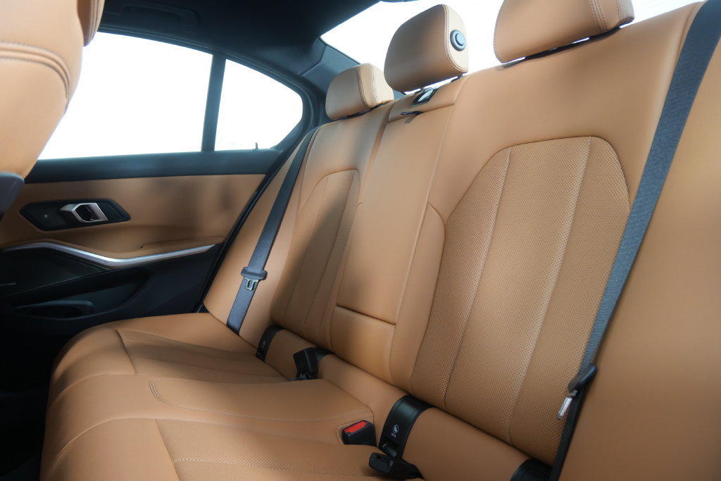 Used 2026 BMW M340i RWD image 17