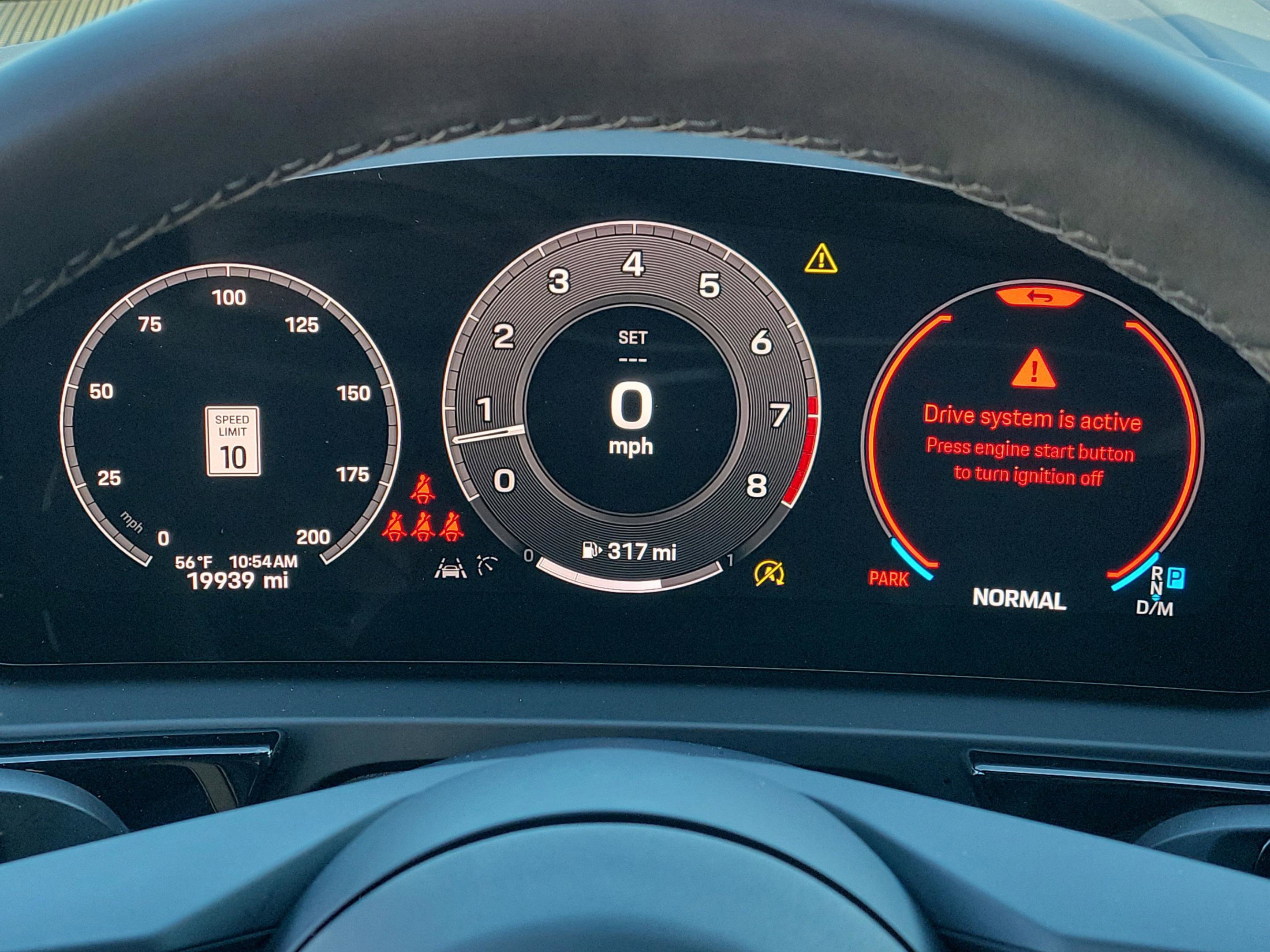 Used 2024 Porsche Cayenne S image 32