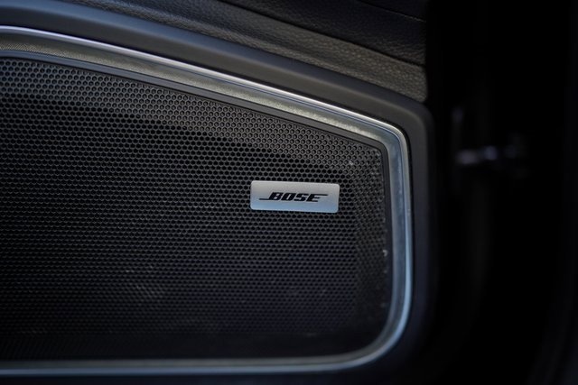 Used 2018 Porsche Panamera 4 image 36