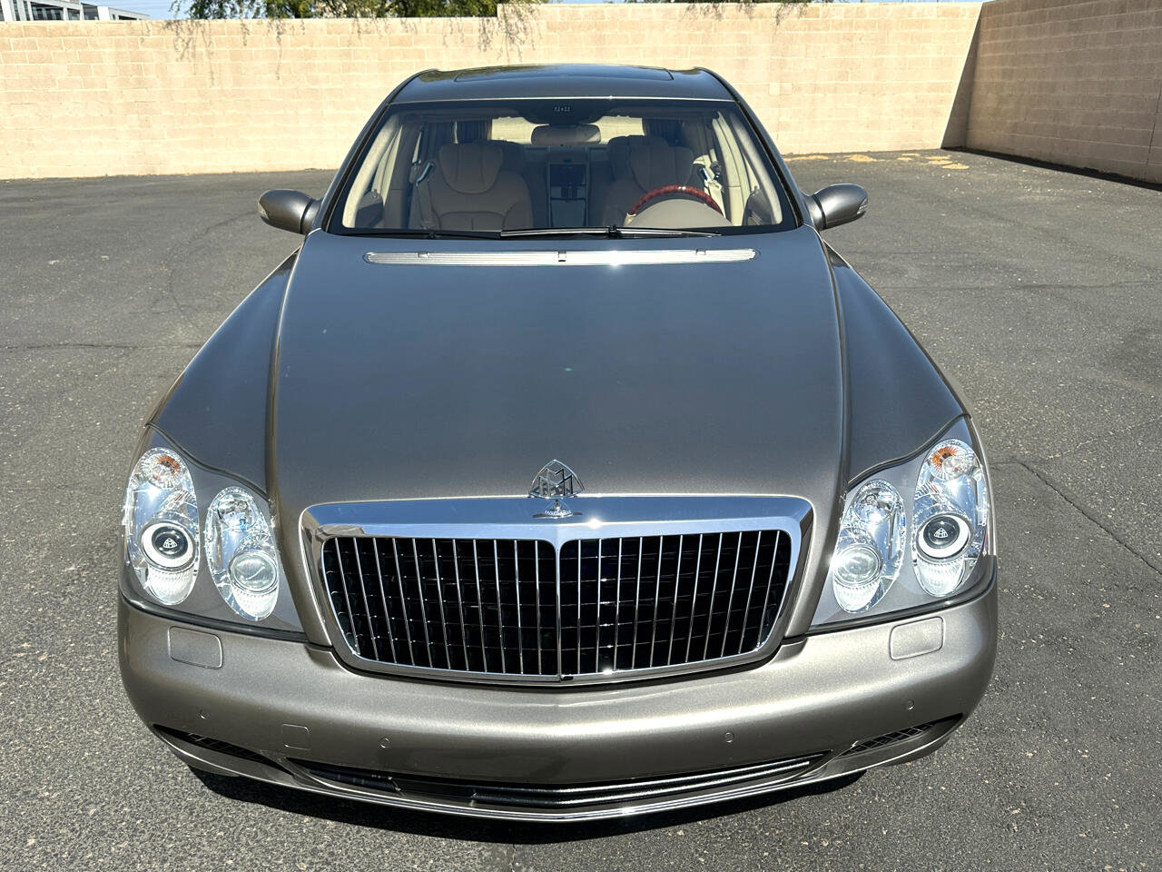 Used 2004 Maybach 57 image 3