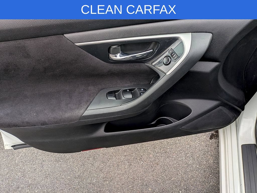 Used 2013 Nissan Altima 2.5 S FWD image 9