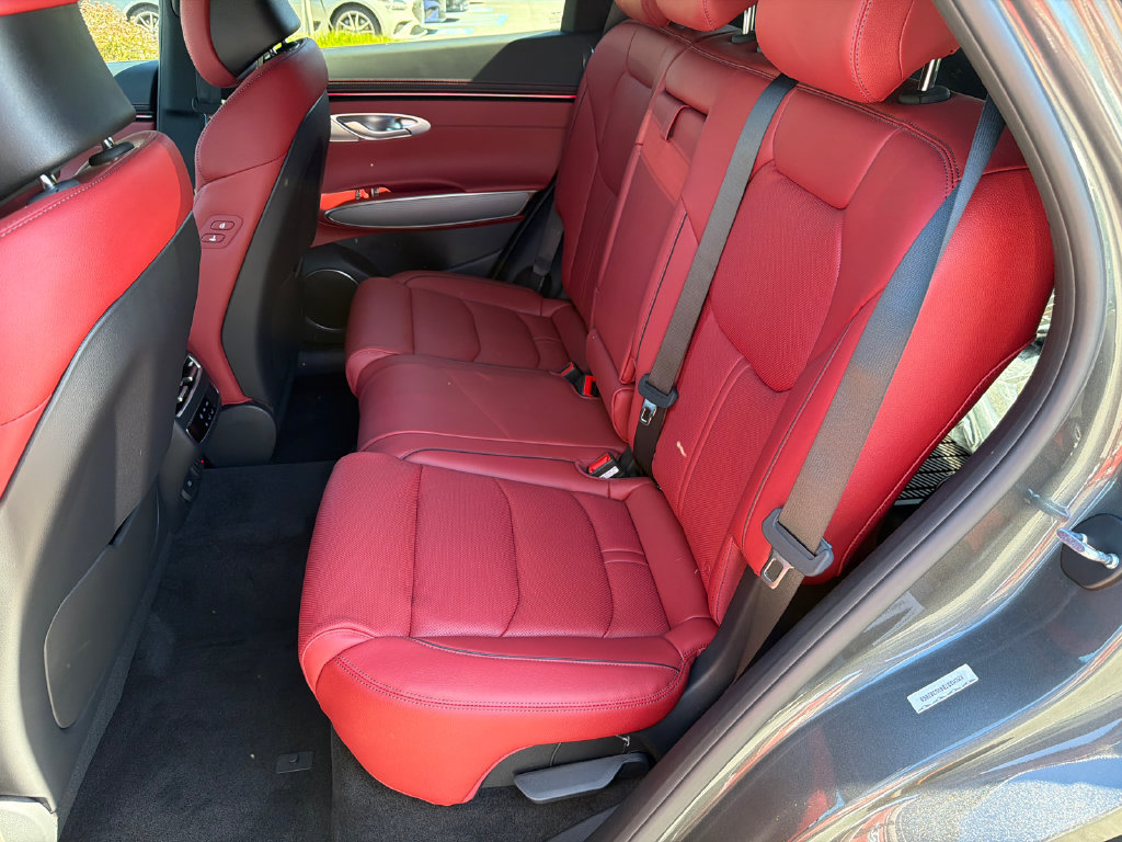 New 2027 Genesis GV70 2.5T Sport Prestige AWD/4WD image 23