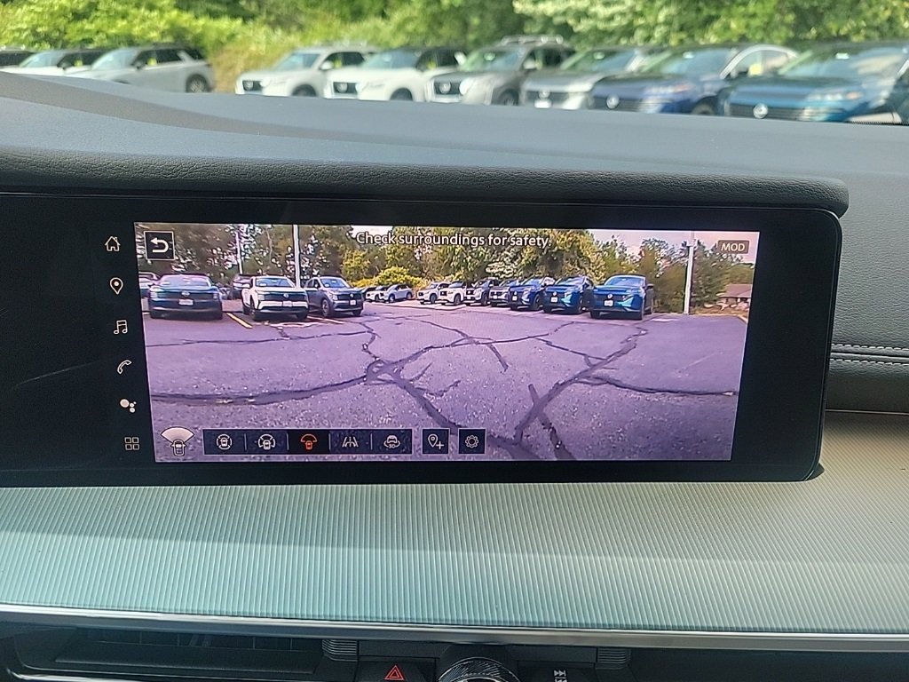 Used 2025 Nissan Murano SL w/ Cargo Package image 17