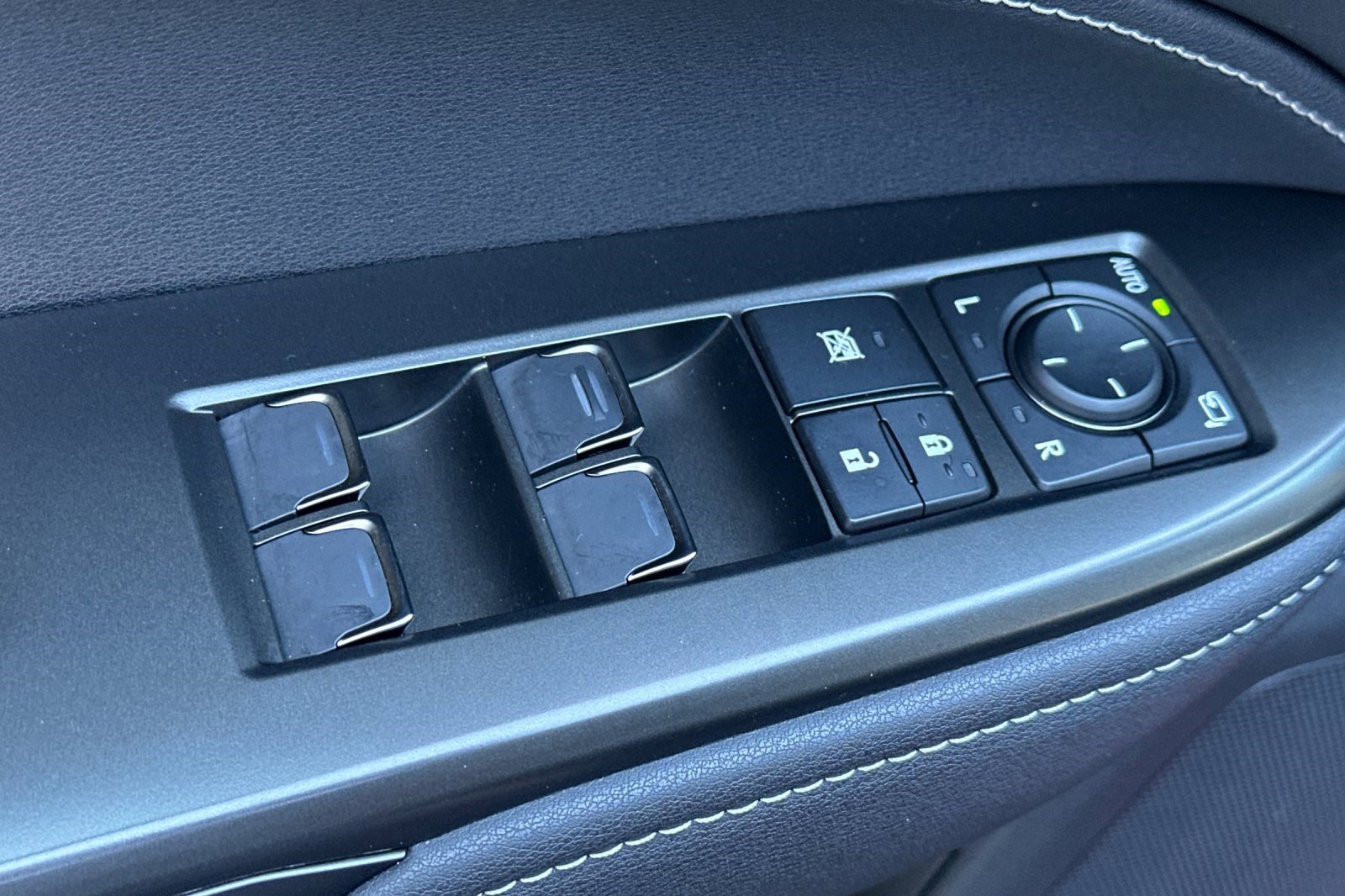 Used 2023 Lexus NX 350 AWD image 13