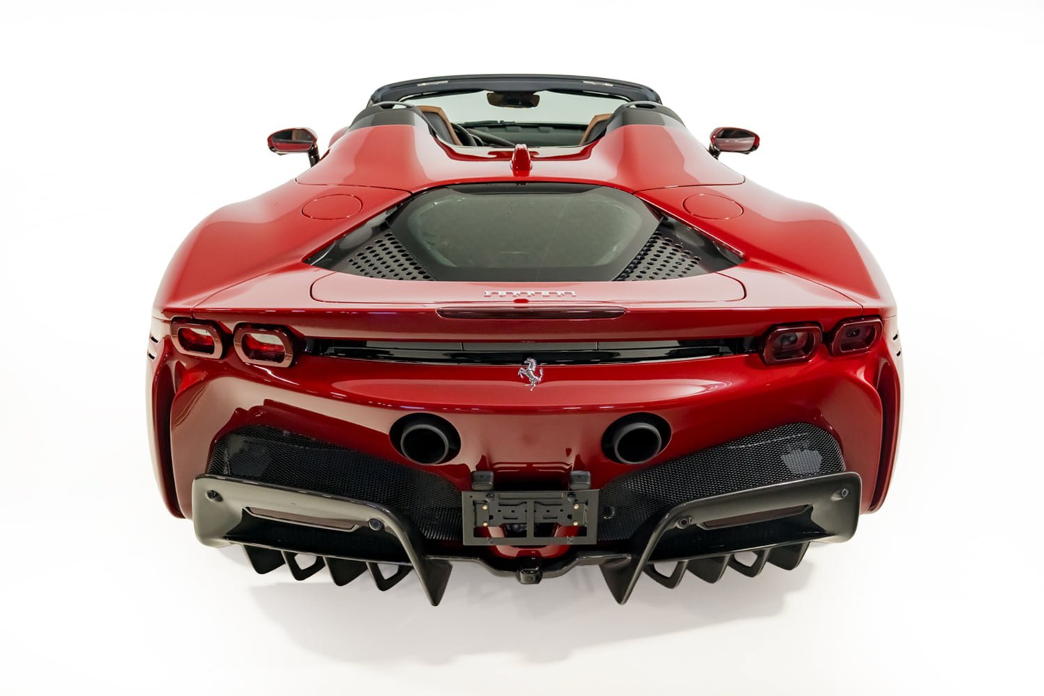 Used 2023 Ferrari SF90 Spider AWD/4WD image 17