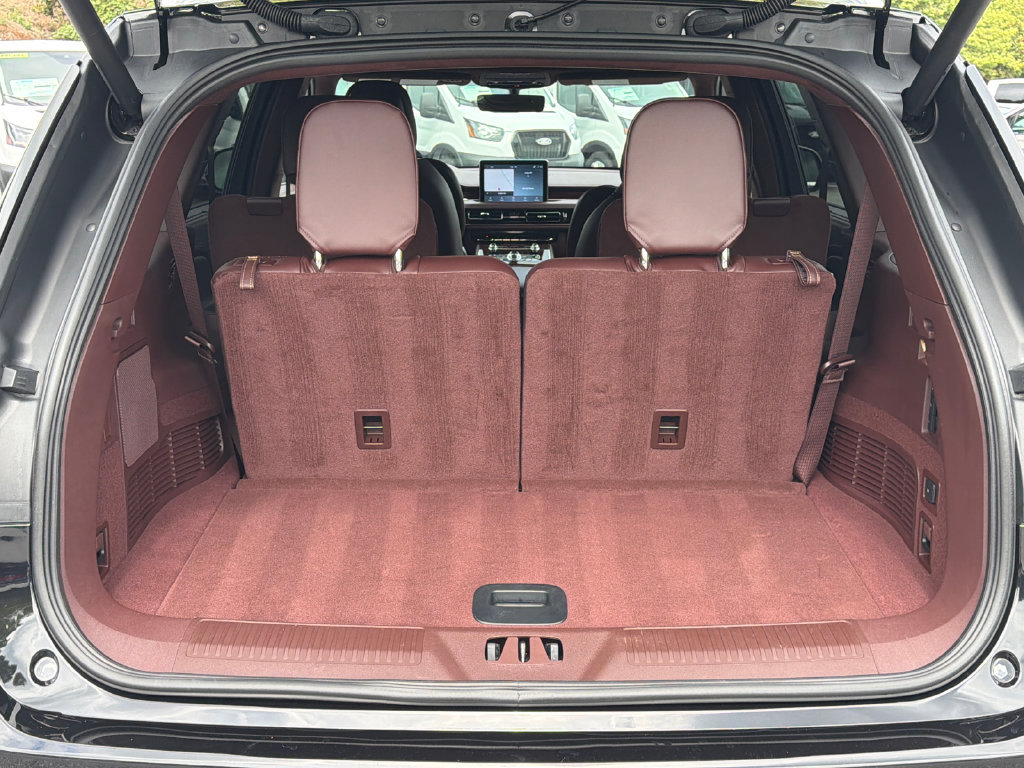 Used 2024 Lincoln Aviator Black Label AWD/4WD image 18