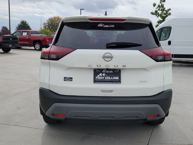 Used 2023 Nissan Rogue S AWD/4WD image 4