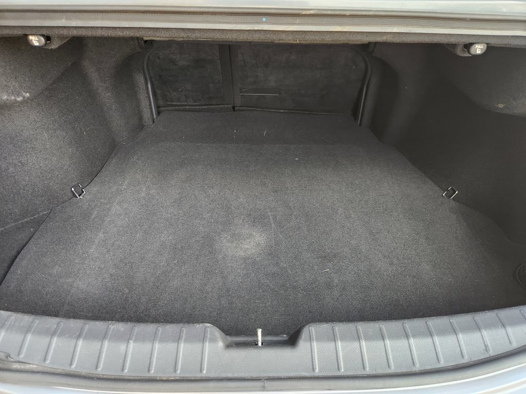 Used 2014 Hyundai Azera Limited w/ Option Group 02 FWD image 34