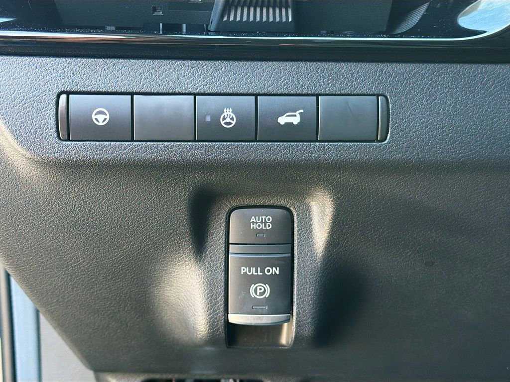 Used 2025 Nissan Murano SL AWD/4WD image 10