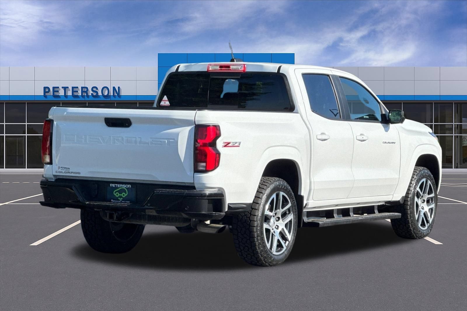 Certified 2024 Chevrolet Colorado Z71 w/ Z71 Convenience Package 2 AWD/4WD image 4