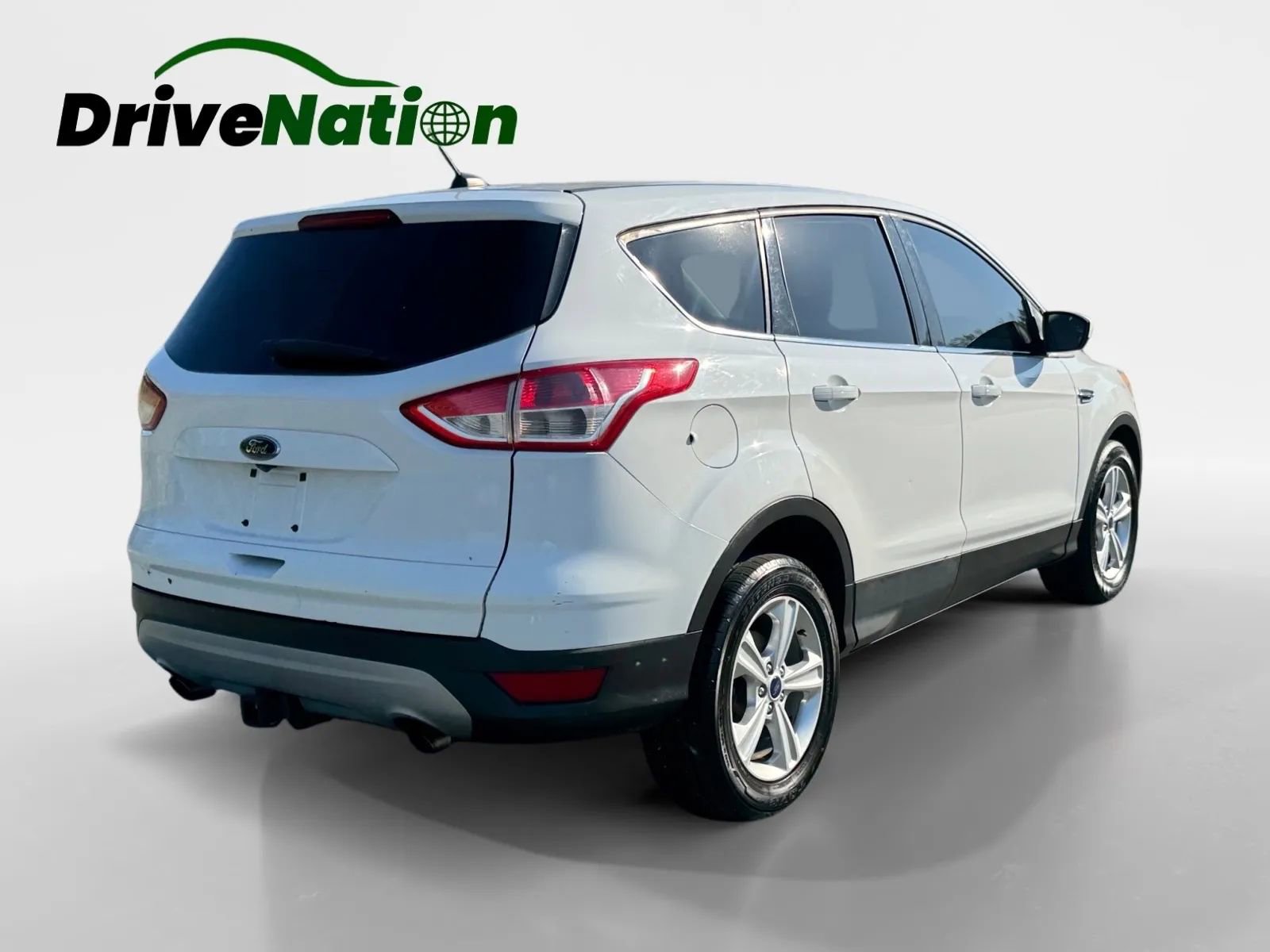 Used 2016 Ford Escape SE w/ SE Cold Weather Package AWD/4WD image 5