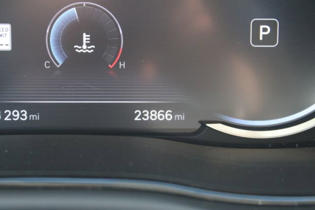 Used 2023 Genesis GV70 2.5T w/ Select Package image 15