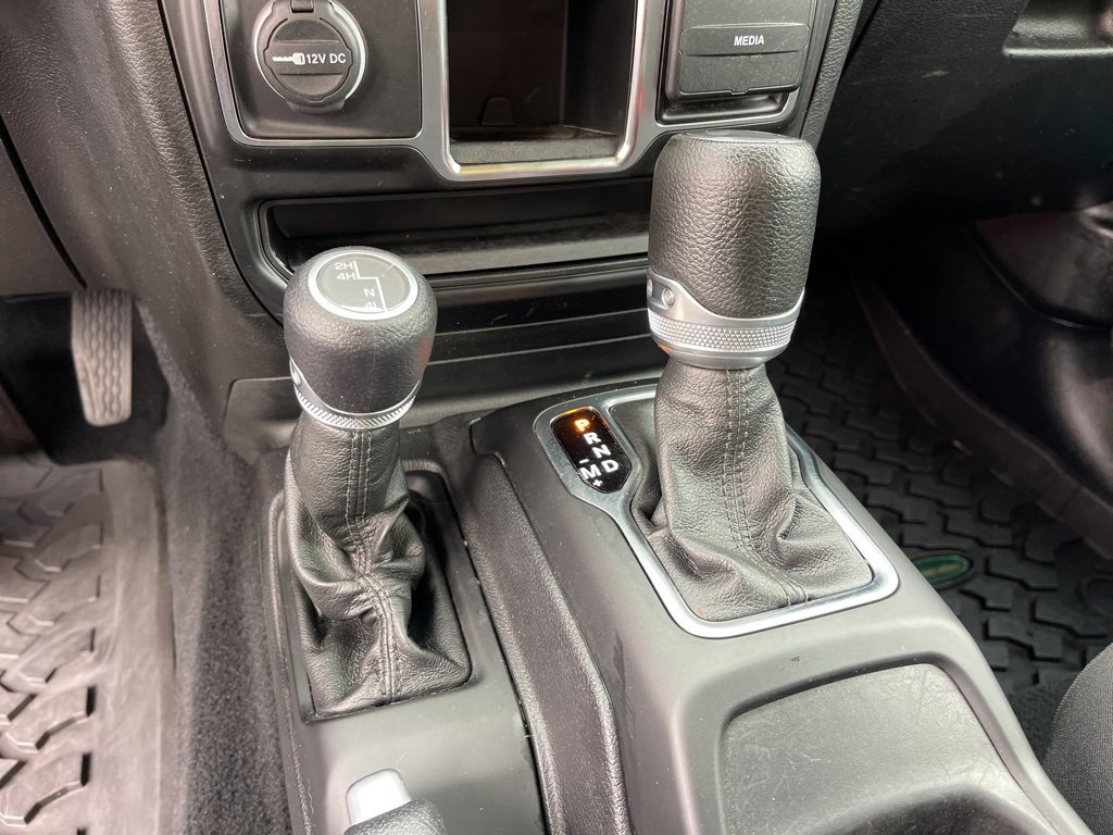 Used 2020 Jeep Wrangler Unlimited Sport image 19