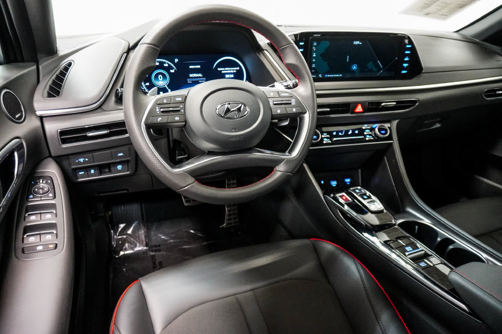 Used 2023 Hyundai Sonata SEL Plus w/ Cargo Package FWD image 13