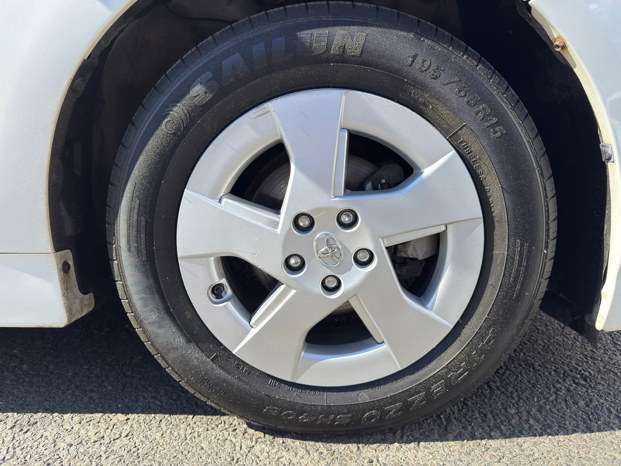 Used 2011 Toyota Prius Two FWD image 9