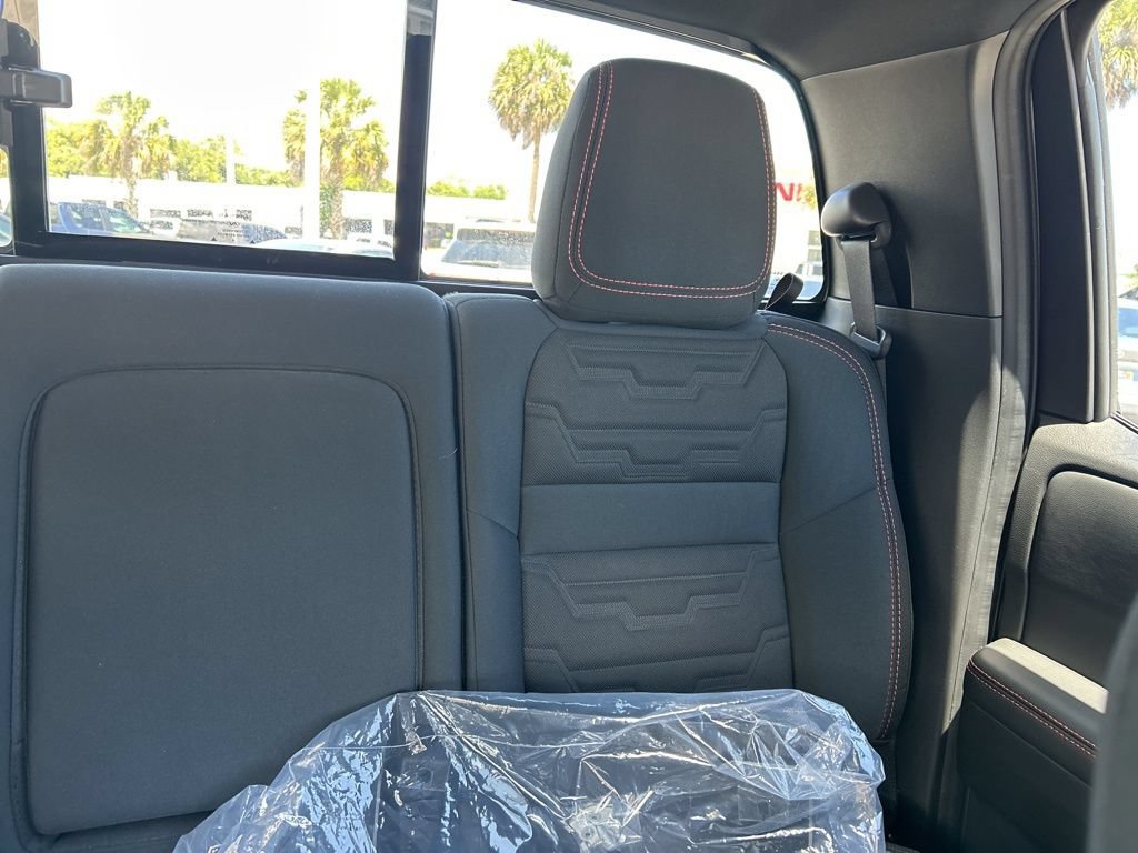 Certified 2025 Nissan Frontier PRO-4X AWD/4WD image 16