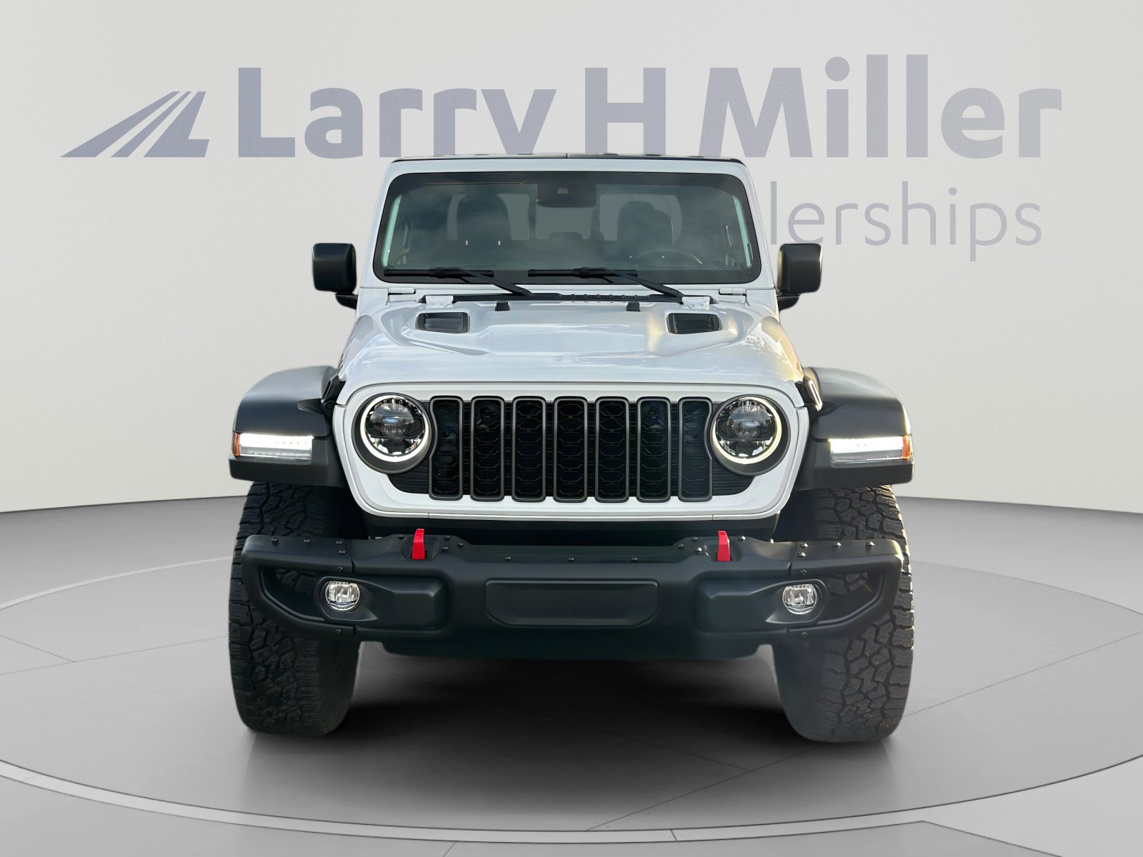 Used 2025 Jeep Gladiator Rubicon w/ Convenience Group AWD/4WD image 8