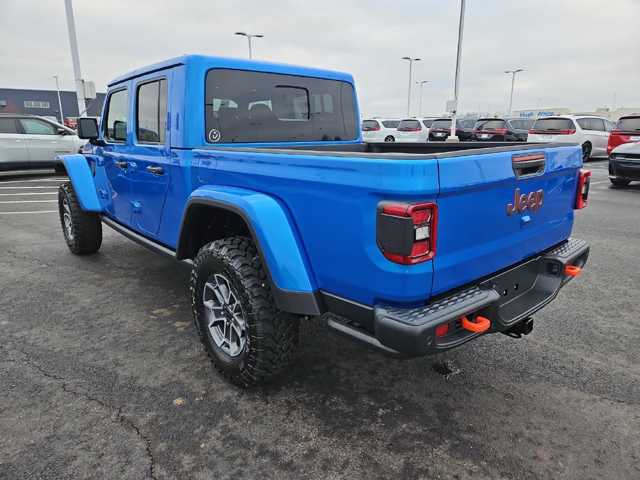 New 2026 Jeep Gladiator Mojave w/ Steel Bumper Group AWD/4WD image 5