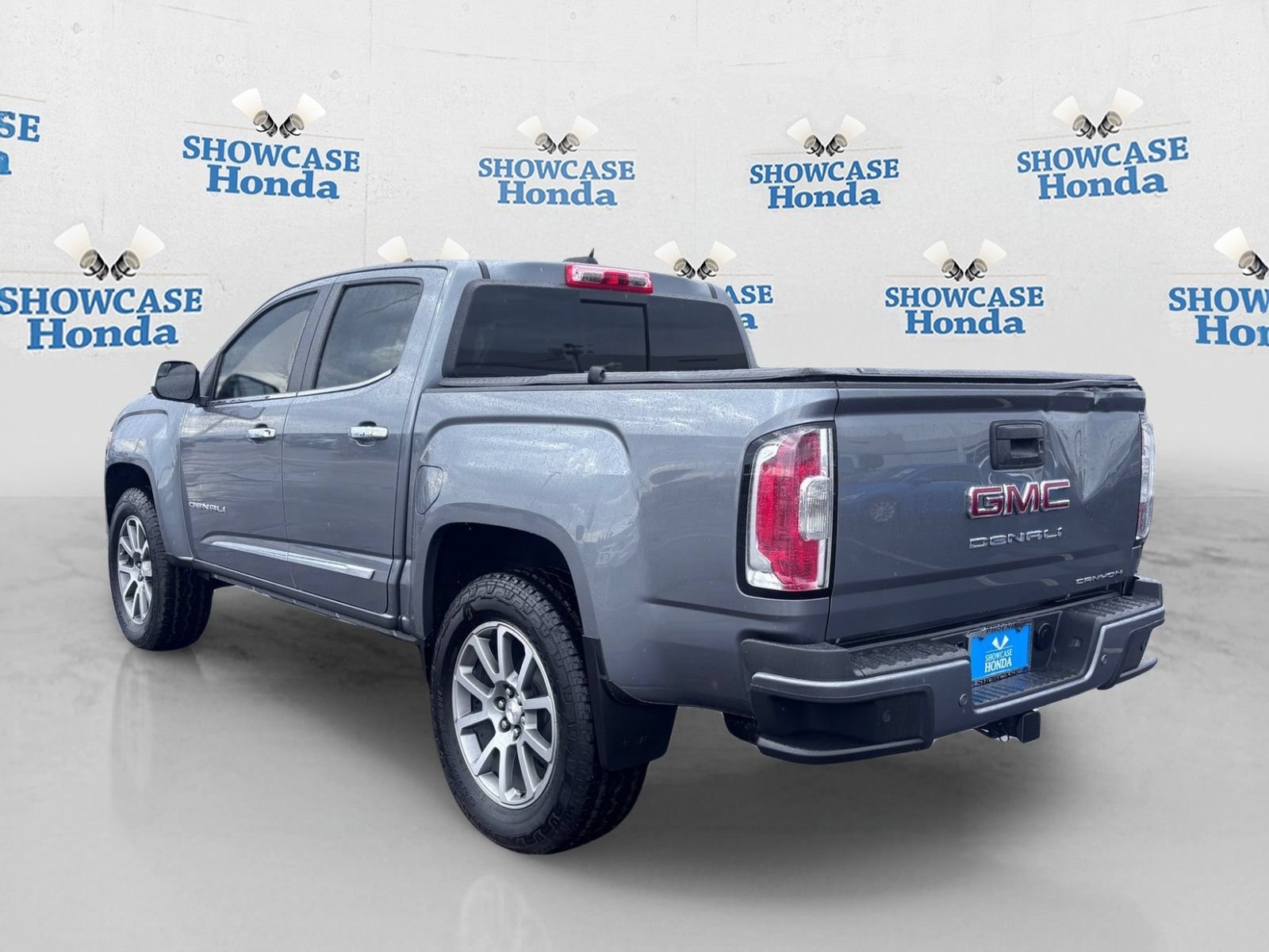 Used 2021 GMC Canyon Denali RWD image 5