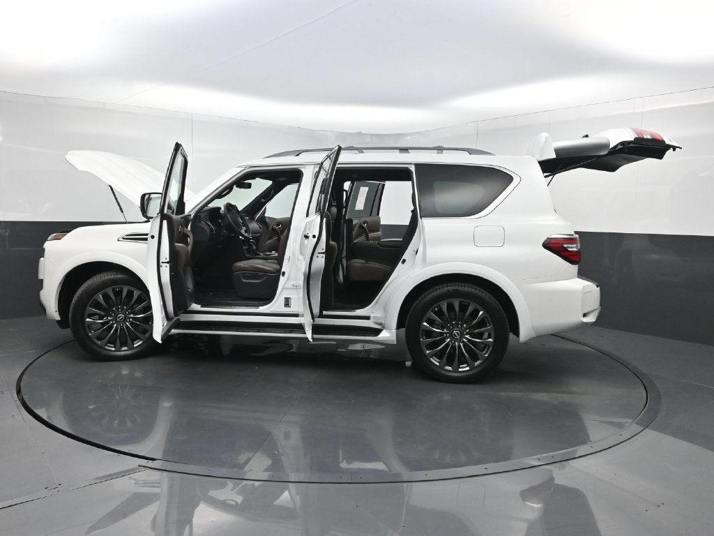 Used 2023 Nissan Armada Platinum w/ Captain's Chairs Package AWD/4WD image 40