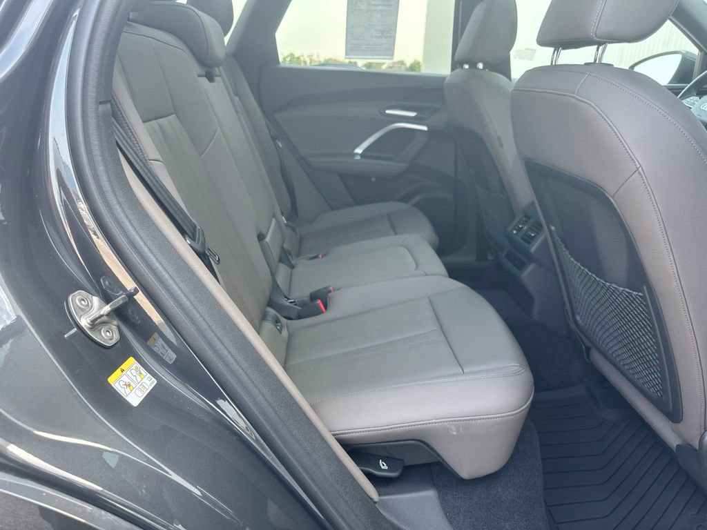 Used 2025 Audi Q5 Premium AWD/4WD image 30
