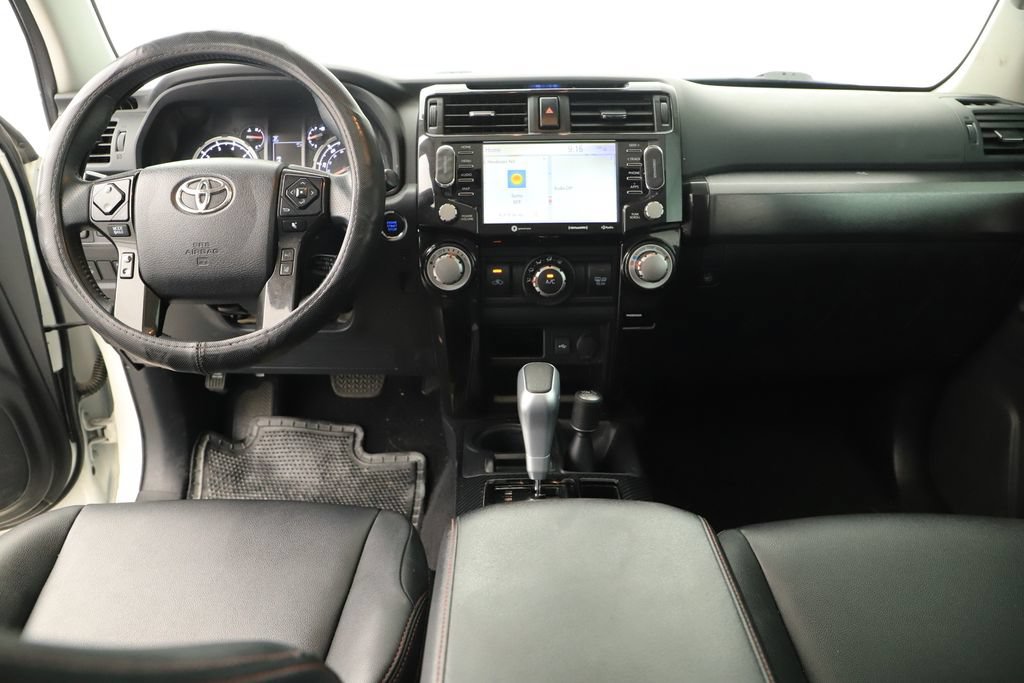 Used 2021 Toyota 4Runner TRD Off-Road Premium w/ Moonroof Package AWD/4WD image 18