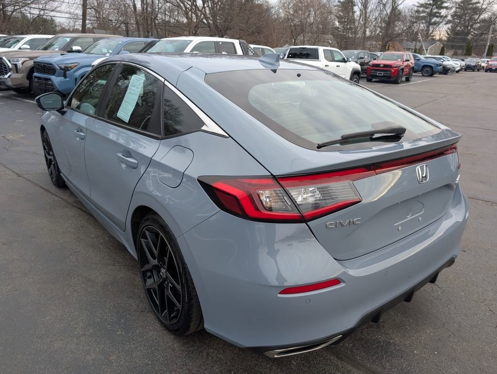 Used 2024 Honda Civic Sport Touring image 5