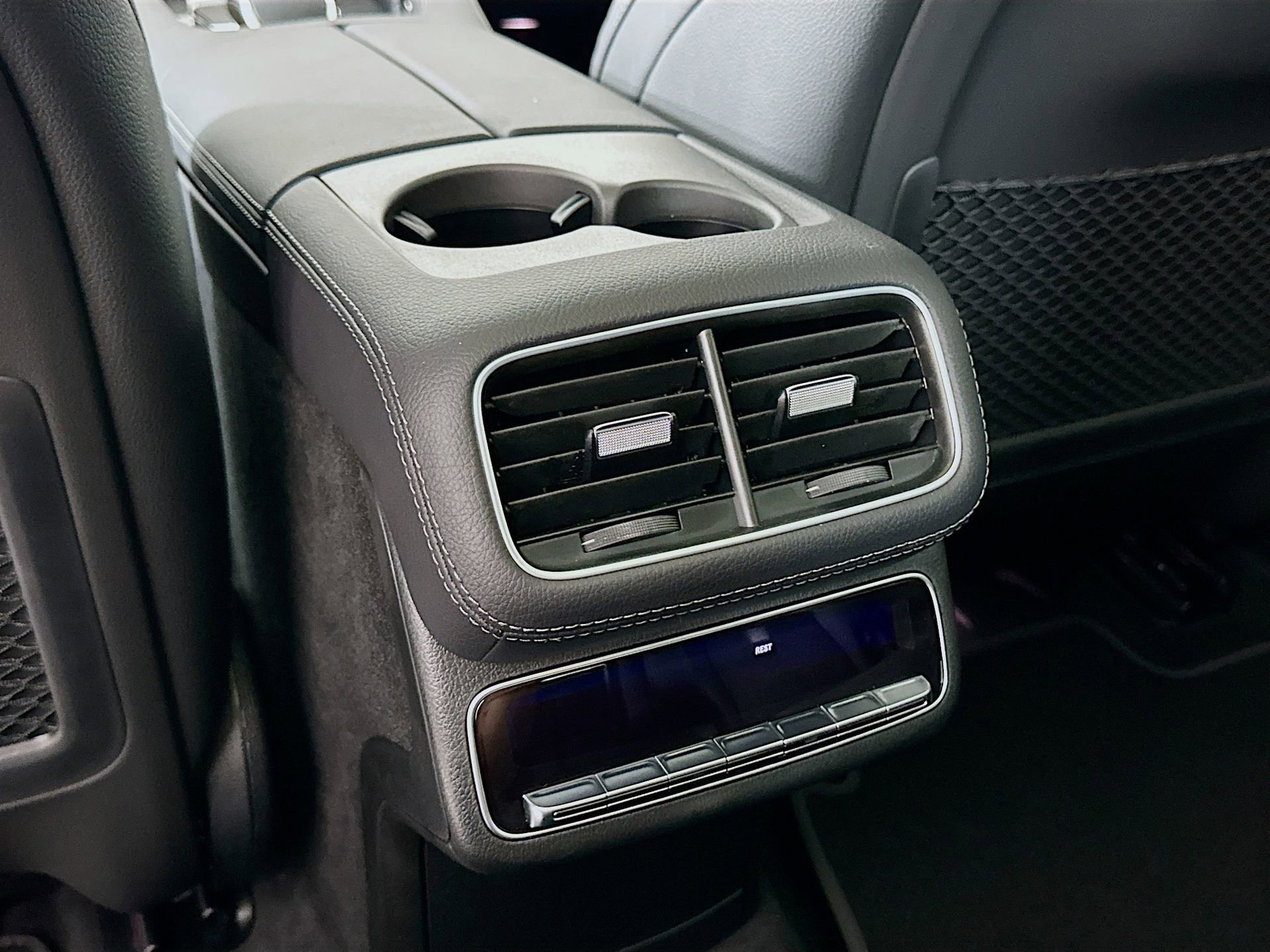New 2026 Mercedes-Benz GLS 450 4MATIC image 28