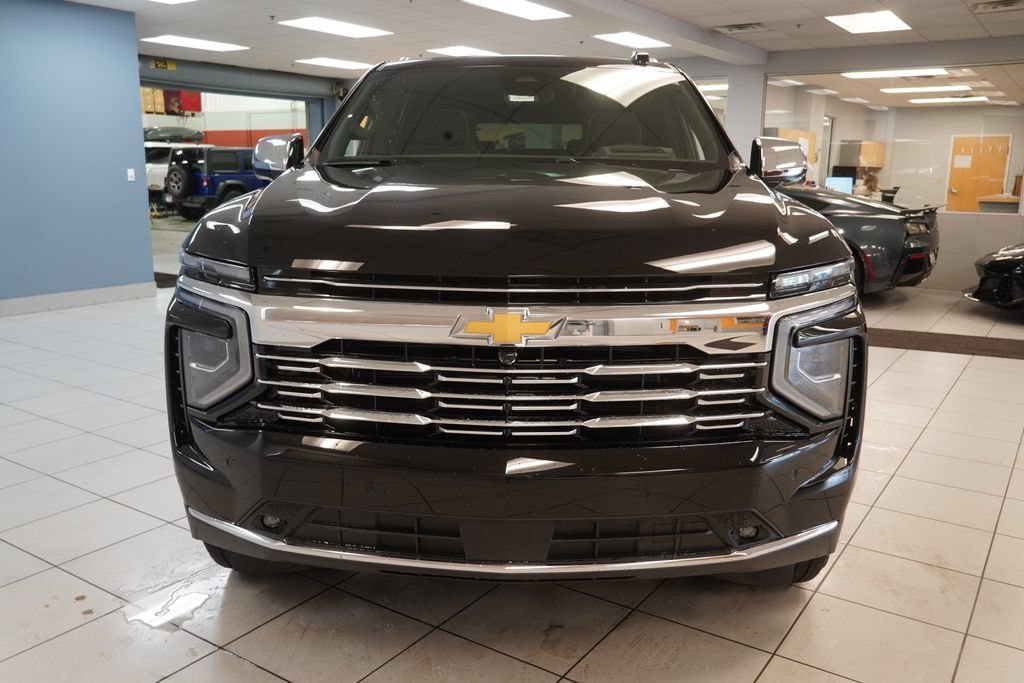 New 2026 Chevrolet Suburban Premier AWD/4WD image 17