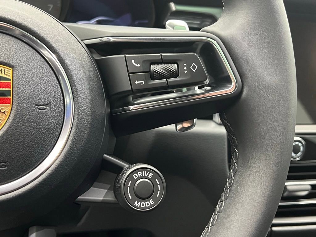 New 2026 Porsche Macan S image 9