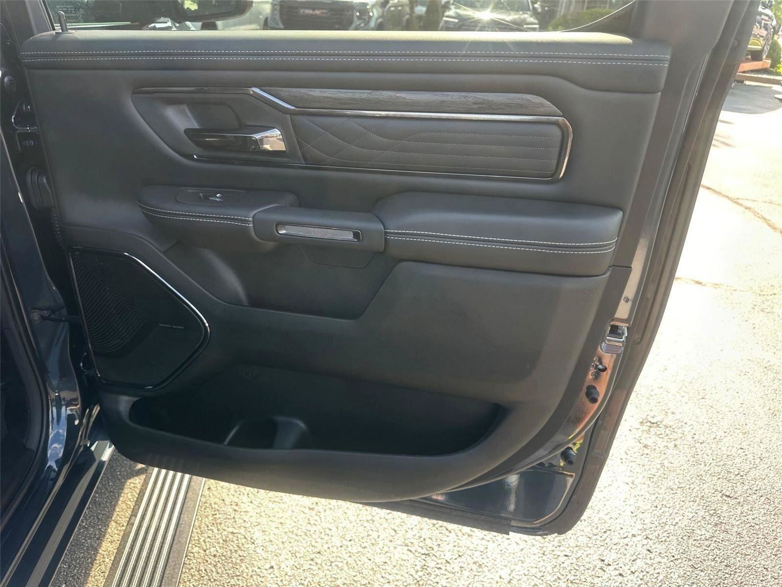 Used 2026 RAM 1500 Limited AWD/4WD image 25