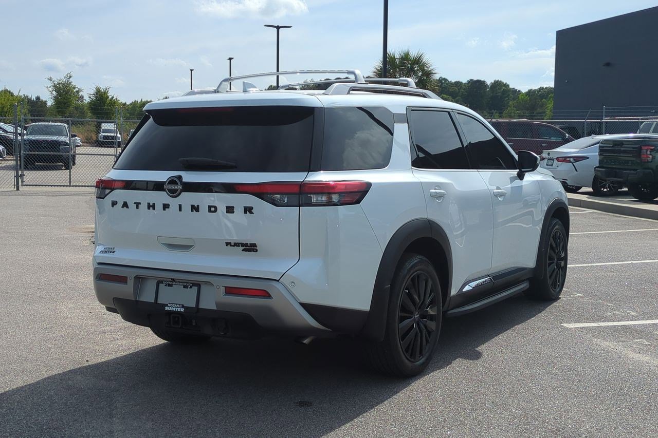 Certified 2025 Nissan Pathfinder Platinum AWD/4WD image 4