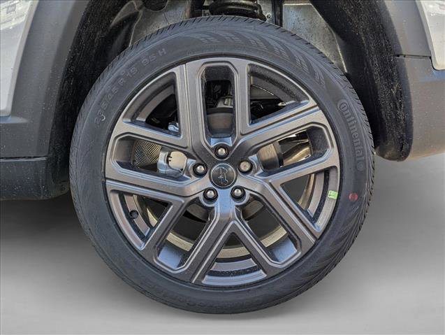 New 2026 Jeep Compass Limited image 9