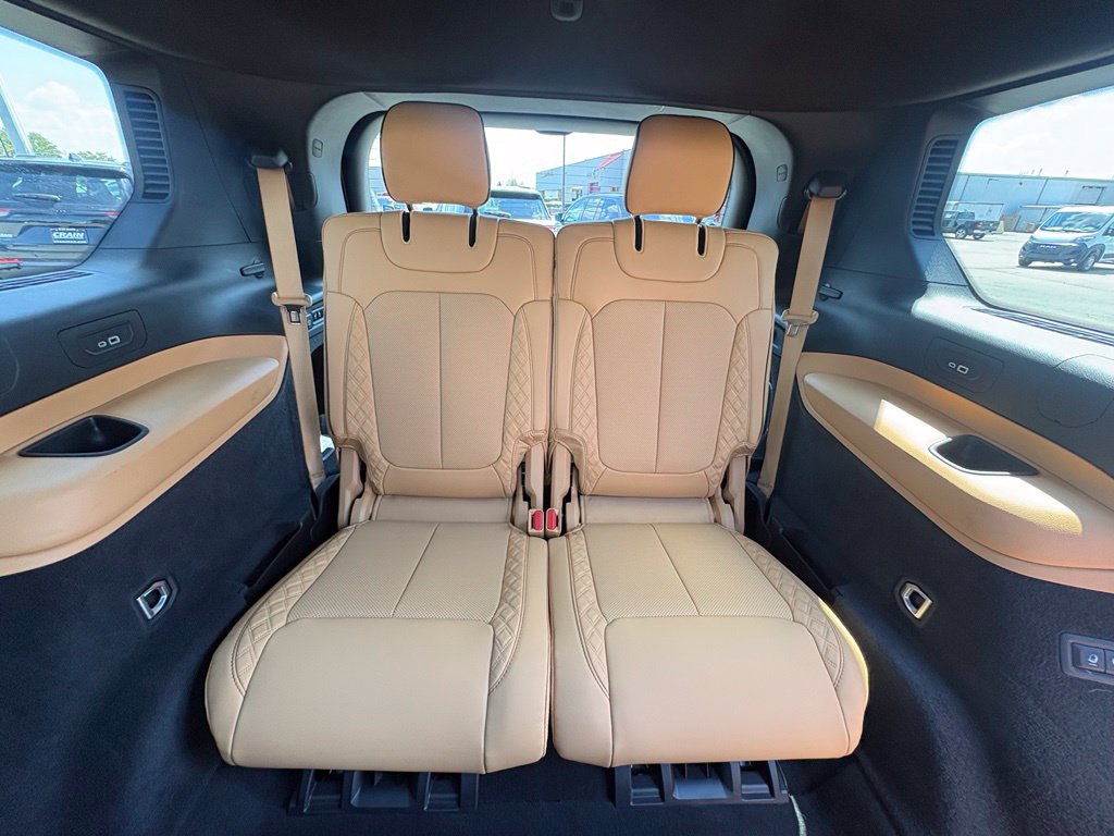 Used 2024 Jeep Grand Cherokee L Summit AWD/4WD image 29