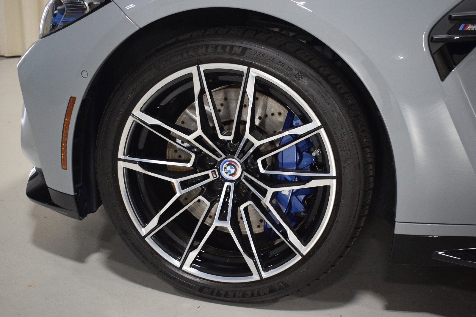 Used 2023 BMW M4 Coupe w/ M Driver's Package image 6