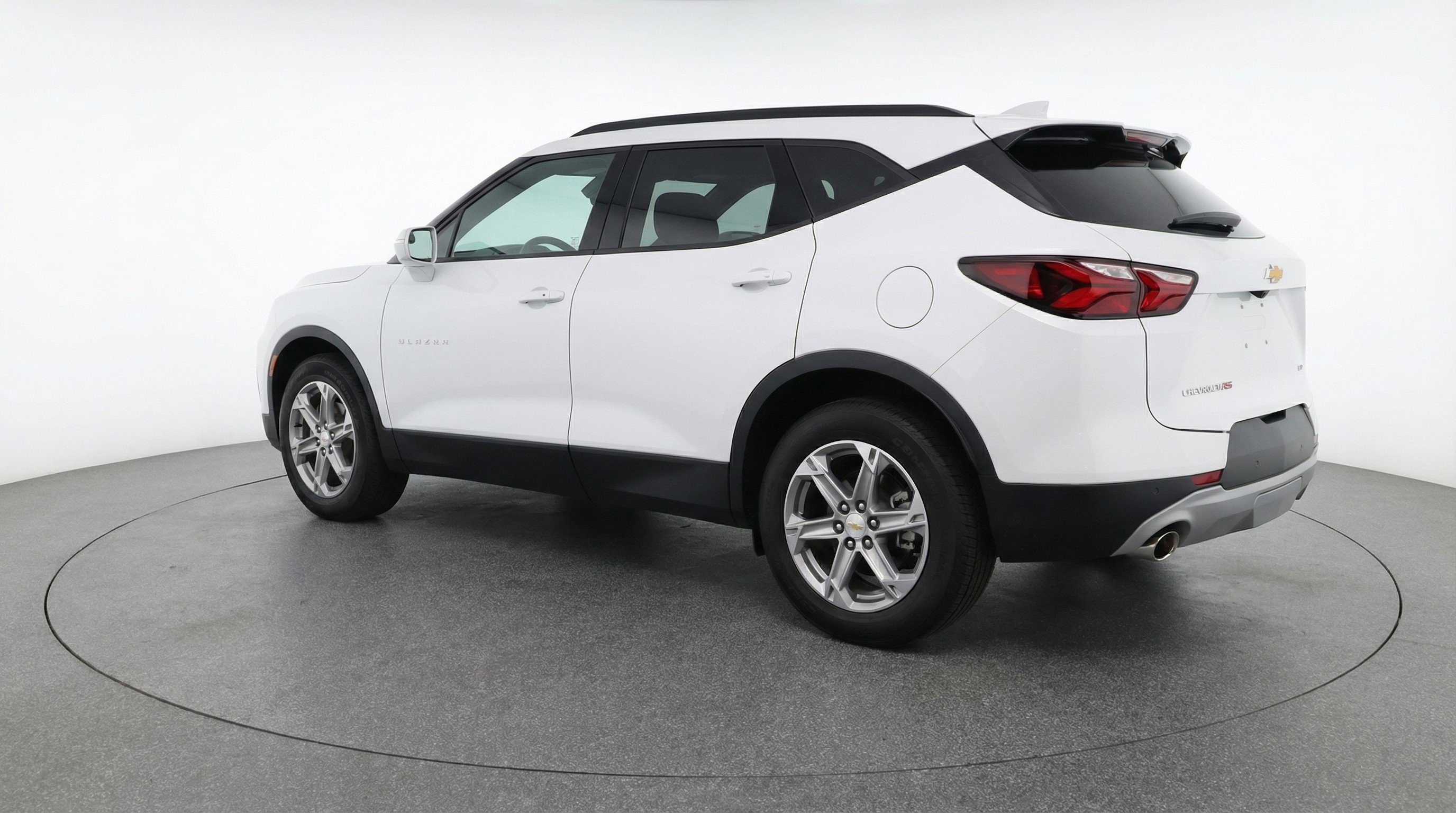 Used 2025 Chevrolet Blazer LT image 6