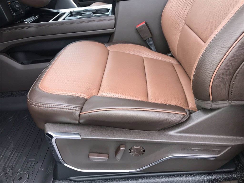 New 2025 Ford F350 King Ranch w/ Chrome Package image 12