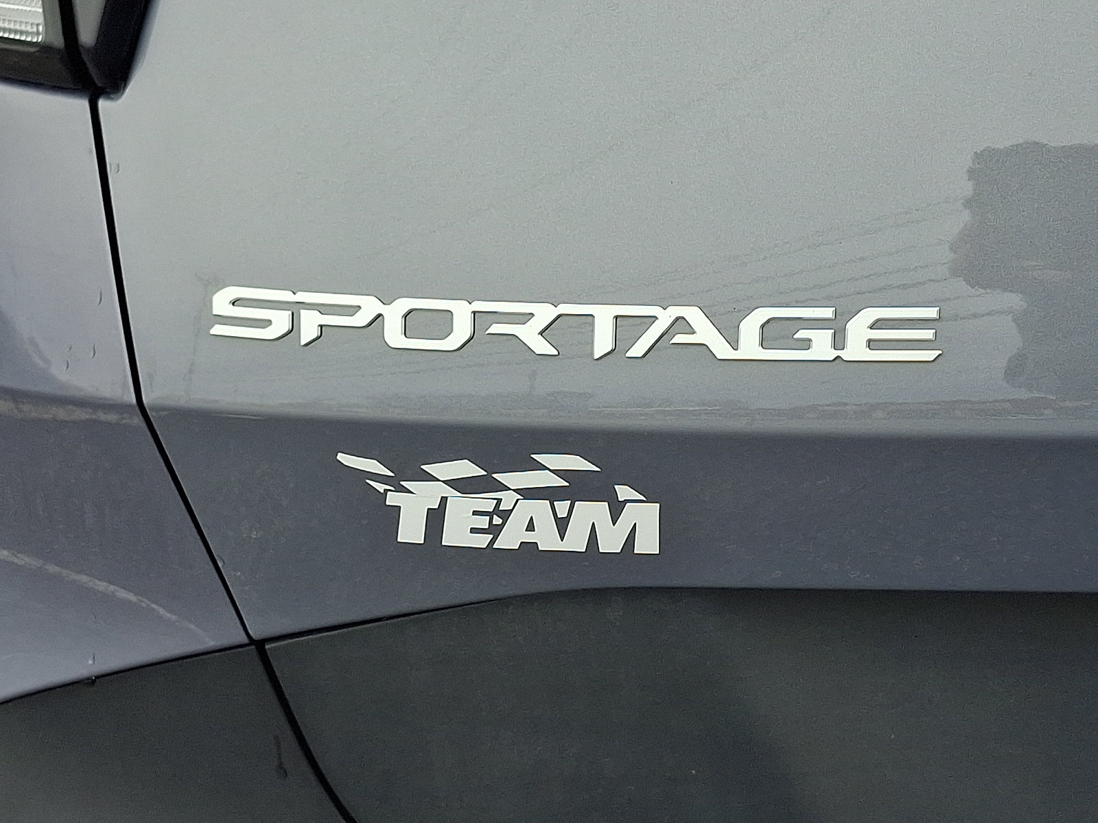 Used 2025 Kia Sportage EX AWD/4WD image 37