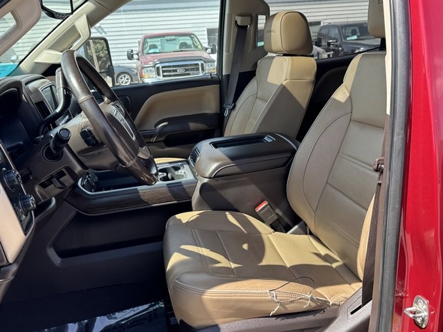 Used 2019 GMC Sierra 2500 Denali w/ Duramax Plus Package AWD/4WD image 15