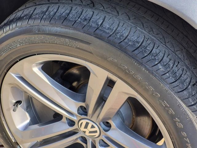 Used 2017 Volkswagen Tiguan Sport image 7