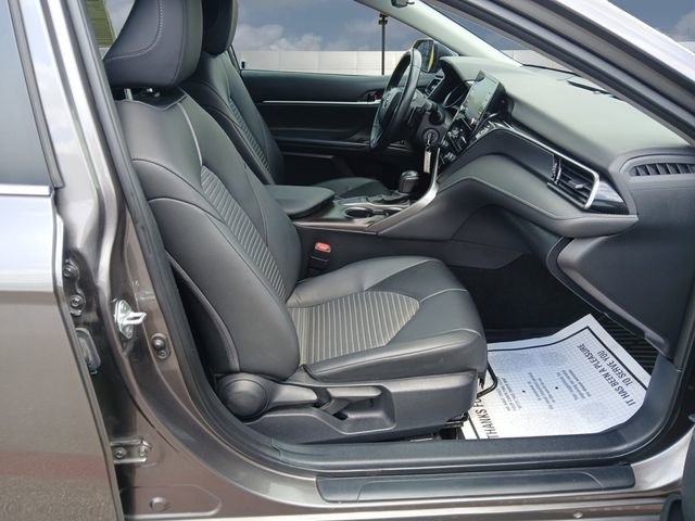 Used 2023 Toyota Camry SE image 15