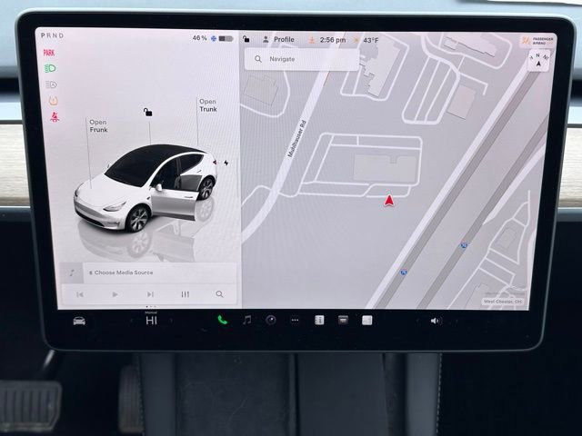 Used 2023 Tesla Model Y Long Range image 25